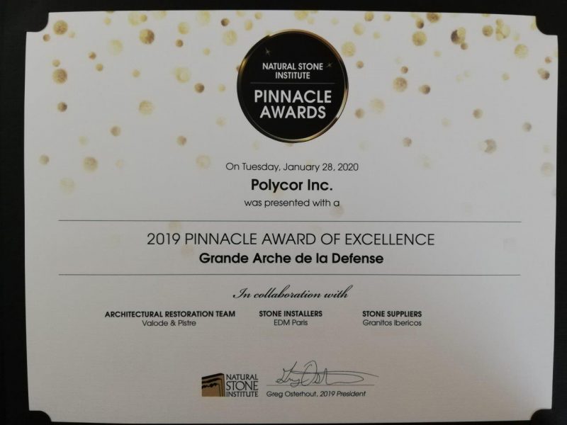 Premio Pinnacle Grande Arche de la Defense, París | Premio para Granitos Ibéricos